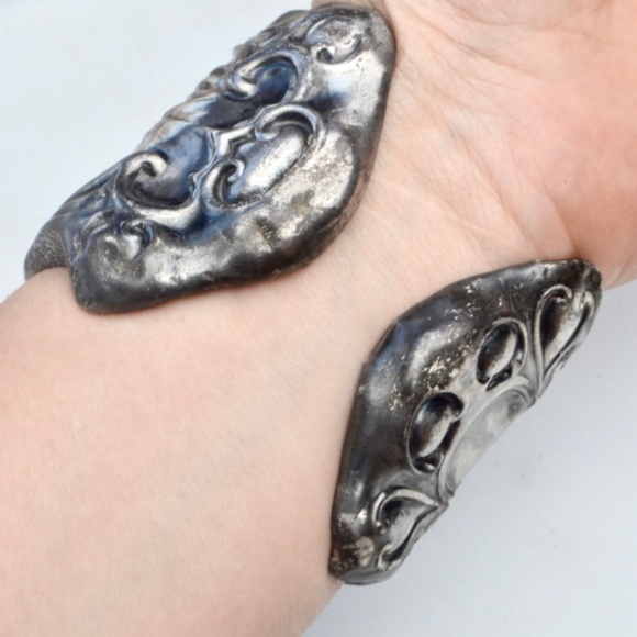 Antique Art Nouveau Face Lady Rare Cuff Bracelet - Picture 4 of 7